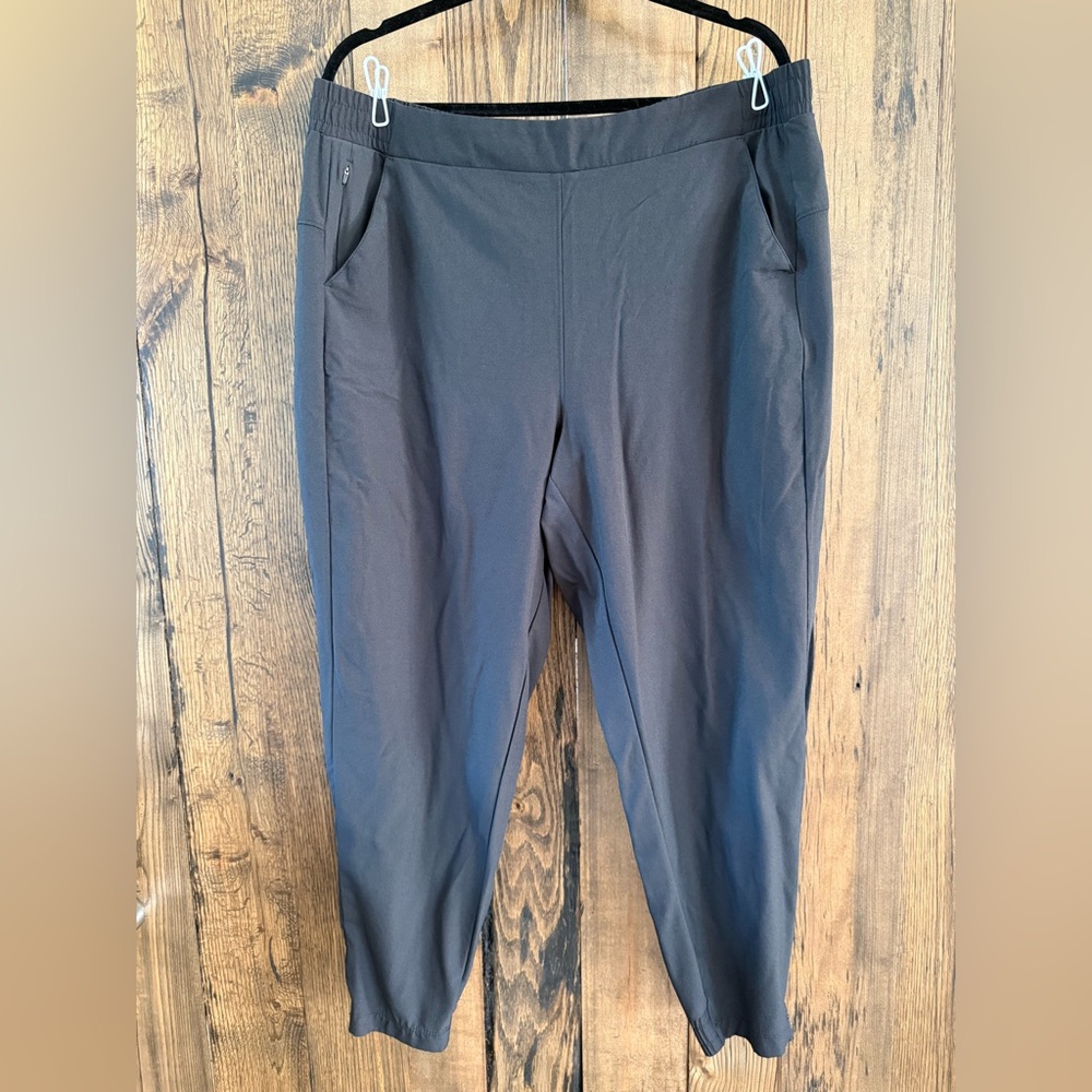 Calia by Carrie Underwood Joggers Women’s XL